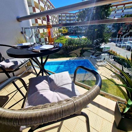 Zarco - Cosy Apartment In Vilamoura With A Balcony With View To The 2 Swimming Pools - Near The Beach & The Marina Quarteira Buitenkant foto