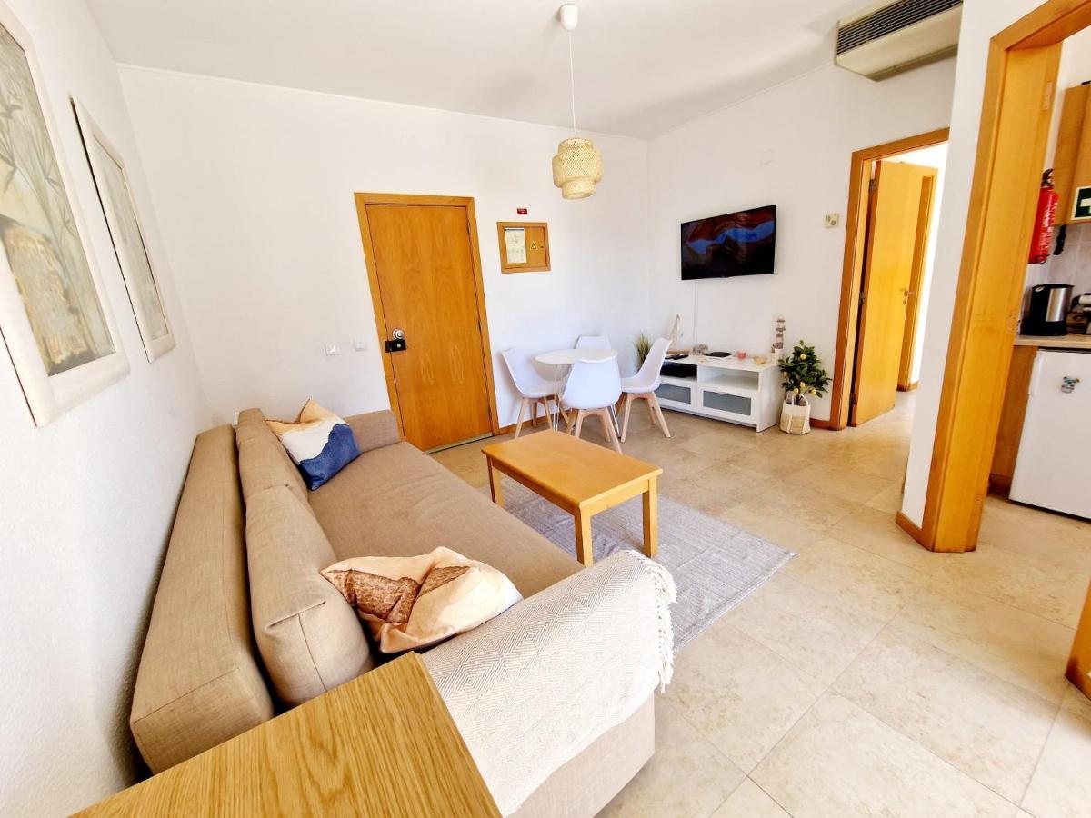 Zarco - Cosy Apartment In Vilamoura With A Balcony With View To The 2 Swimming Pools - Near The Beach & The Marina Quarteira Buitenkant foto