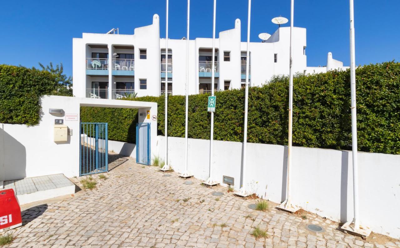 Zarco - Cosy Apartment In Vilamoura With A Balcony With View To The 2 Swimming Pools - Near The Beach & The Marina Quarteira Buitenkant foto